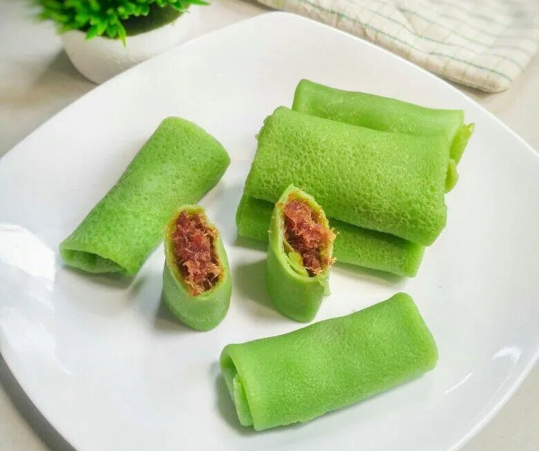 Resep Dadar Gulung Isi Unti Kelapa Sederhana Rumahan di Yummy App