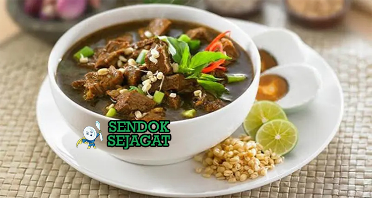 Resep Rawon Khas Jawa Timur, Indonesia: Sup Daging Sapi Hitam yang Kaya ... Resep Rawon Khas Jawa Timur, Indonesia: Sup Daging Sapi Hitam yang Kaya ...